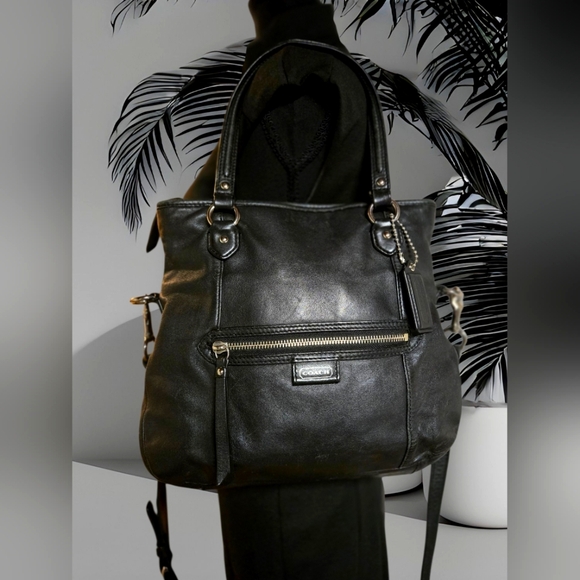 Coach Black Leather Crossbody Bag - Picture 3 of 9